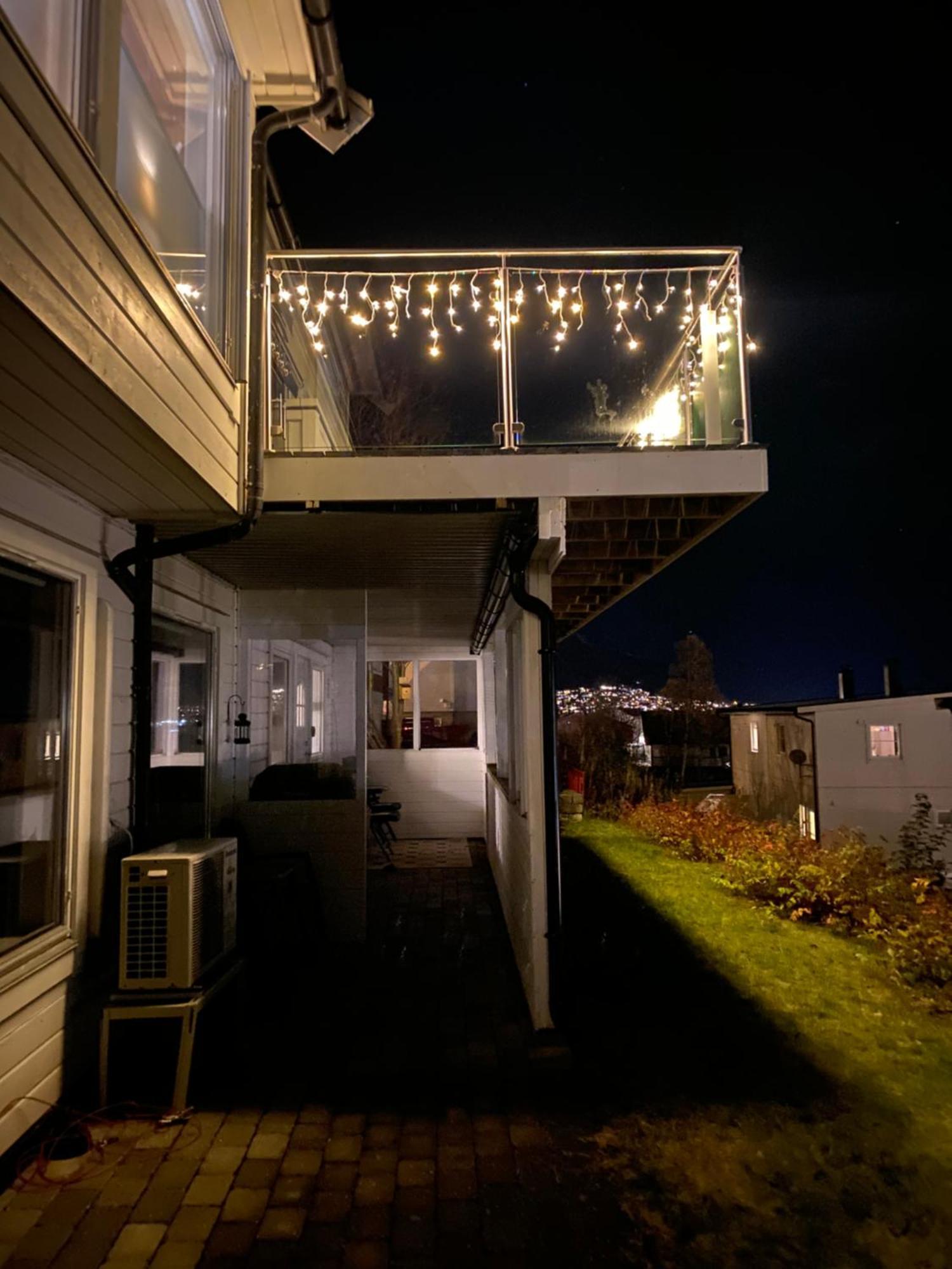 Polar Cozy Apartment - With View And Free Parking Tromso Luaran gambar