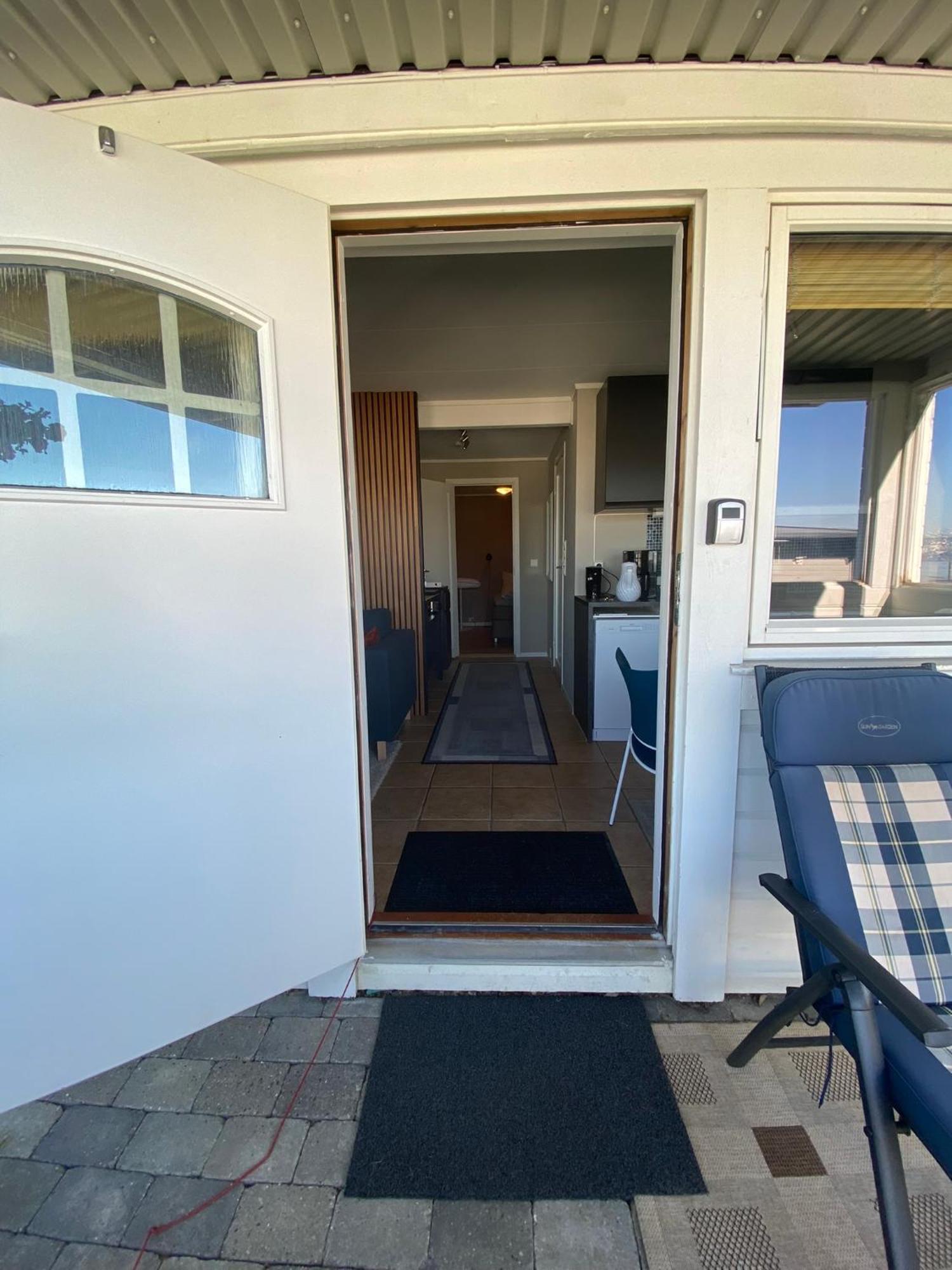 Polar Cozy Apartment - With View And Free Parking Tromso Luaran gambar